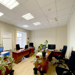 image-18-05-22-05-32-3